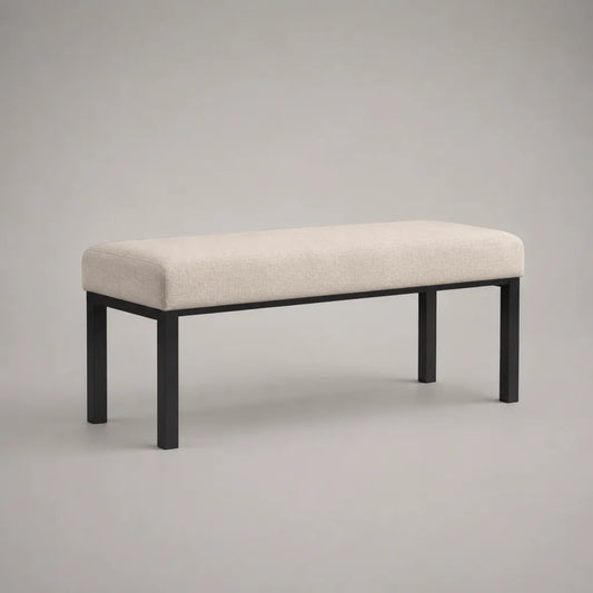 Gepolsterte Bettbank aus Polyester-Bouclé mit Stahlgestell, Cremeweiß und Schwarz, 110 × 40 × 46 cm
