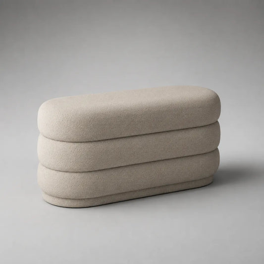 Gepolsterte Bettbank aus Stoff und Holz, abgerundete Rechteckform, Beige, 120 × 45 × 48 cm